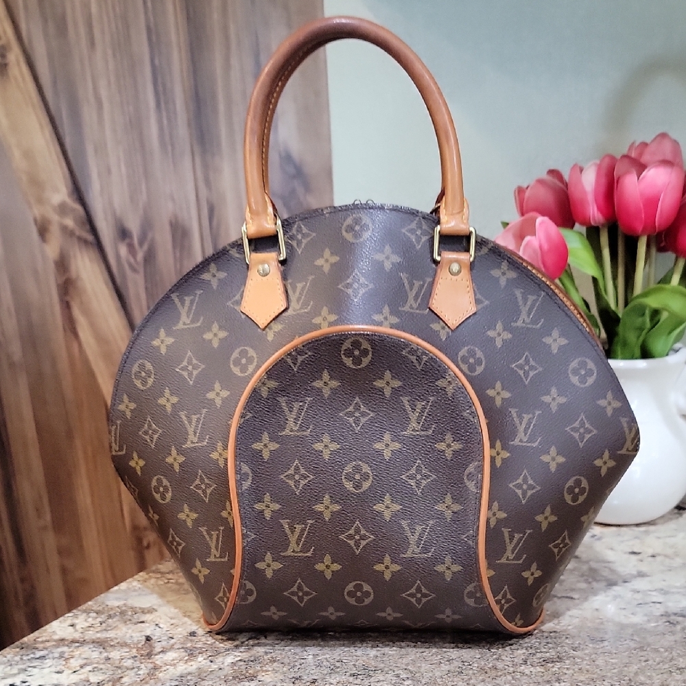 LOUIS VUITTON EUC Monogram Ellipse PM Handbag